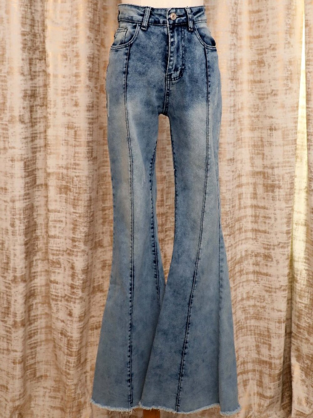 High Rise Super Stretch Flare Jeans Size 4 (NWOT)